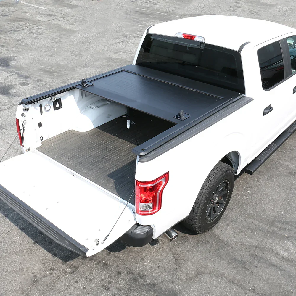 Toyota Tundra (5.5ft Bed) MR Retractable PRO Tonneau Cover - Image 4